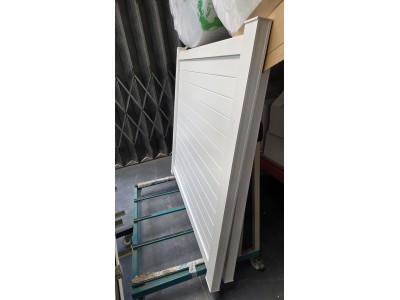 Image de fabrication: portail battant